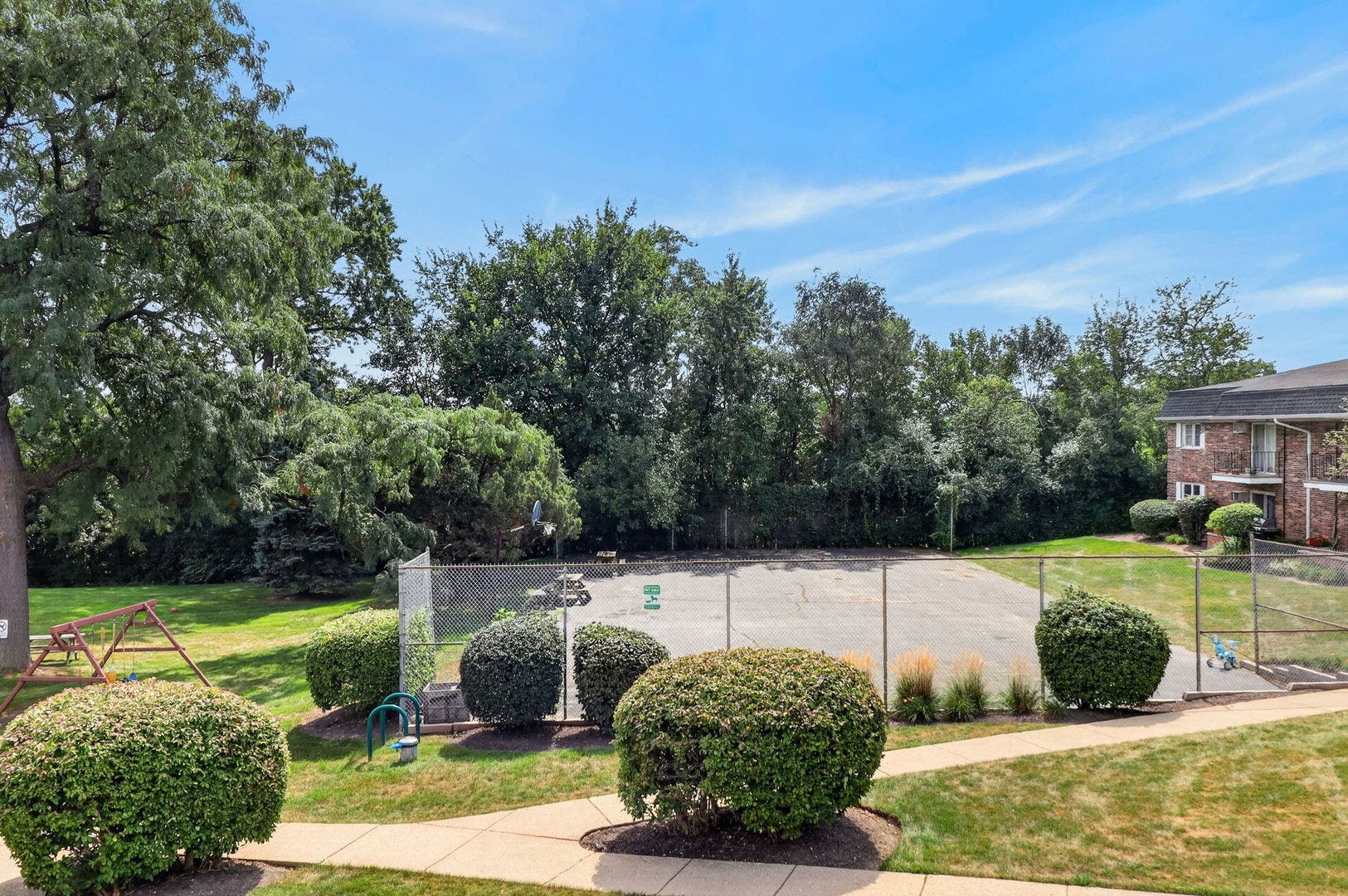 Tennis/Basketball Court