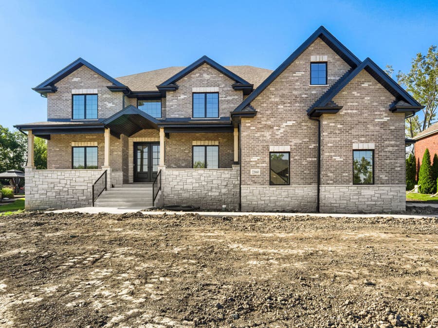 Property photo for 22660 Frontier Court, Frankfort, IL