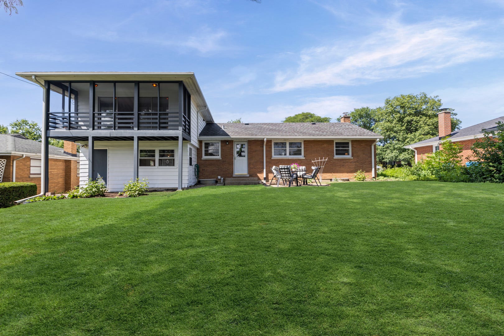 19 7th Street, Downers Grove, IL 60515