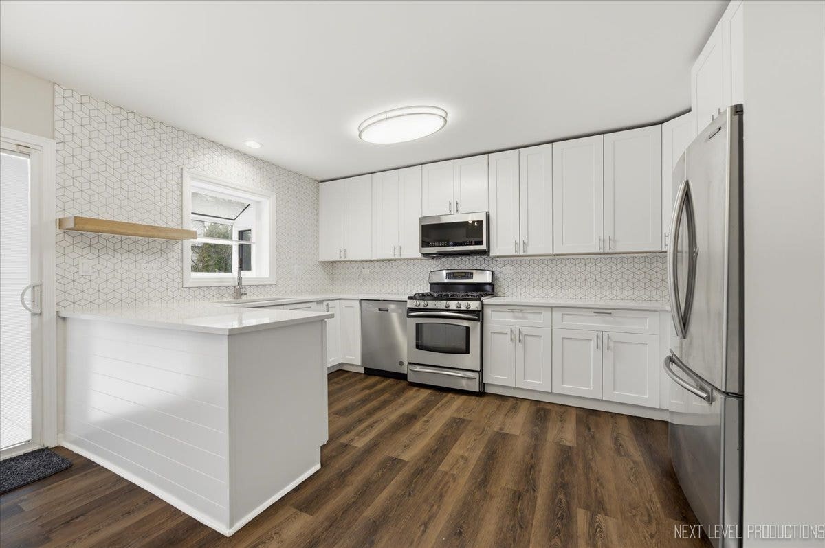 417 Cambridge Way, Bolingbrook, IL 60440 417 Cambridge Way, Bolingbrook, IL 60440