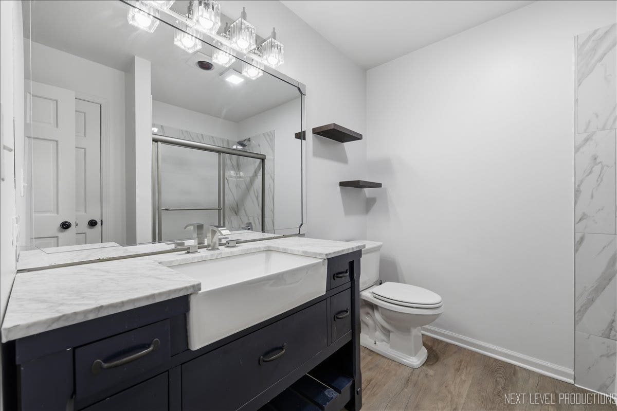 417 Cambridge Way, Bolingbrook, IL 60440 Guest Bath