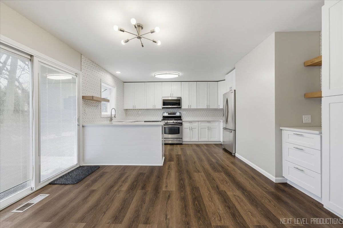 417 Cambridge Way, Bolingbrook, IL 60440 417 Cambridge Way, Bolingbrook, IL 60440