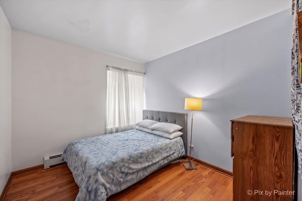 401 Longford Drive, Elgin, IL 60120 401 Longford Drive, Elgin, IL 60120