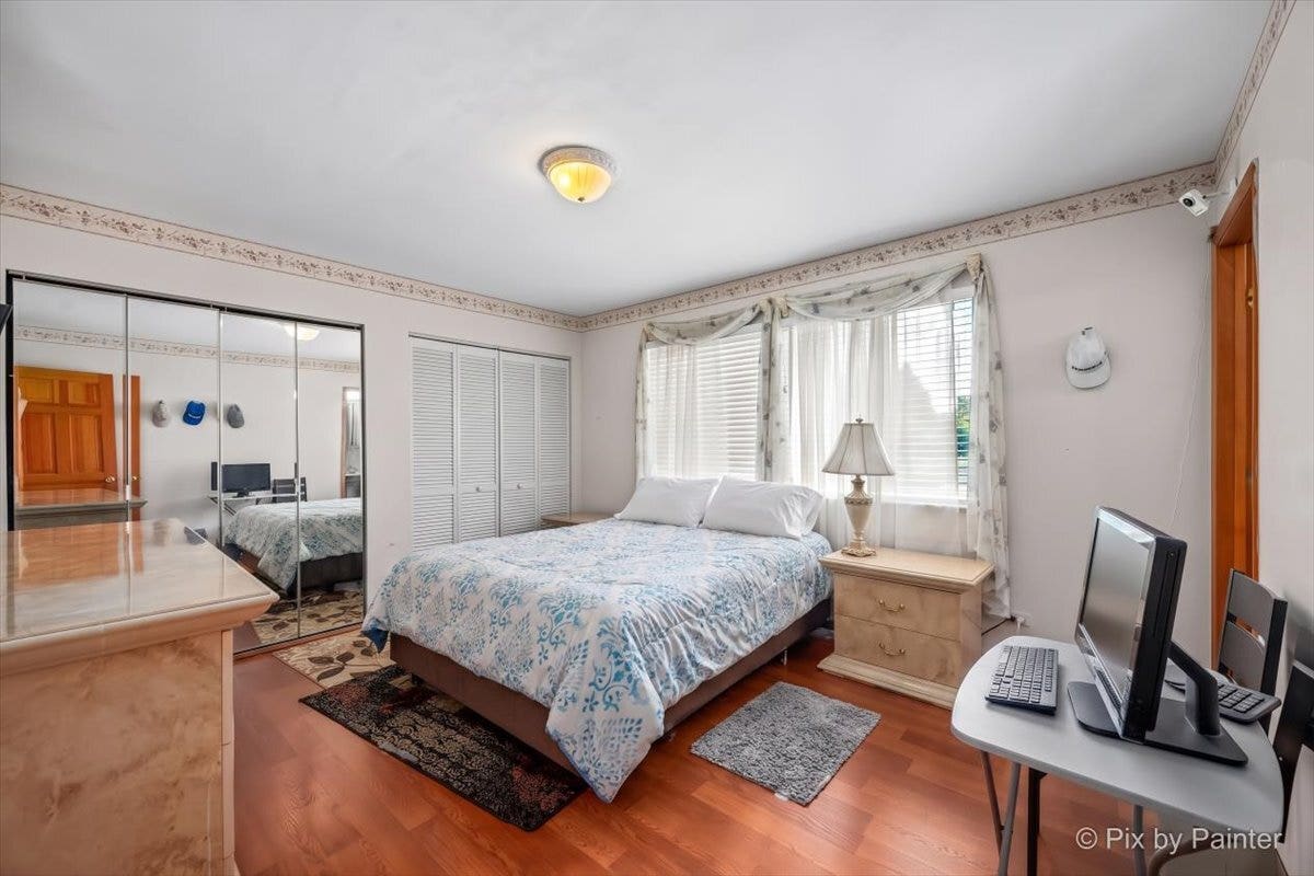 401 Longford Drive, Elgin, IL 60120 401 Longford Drive, Elgin, IL 60120