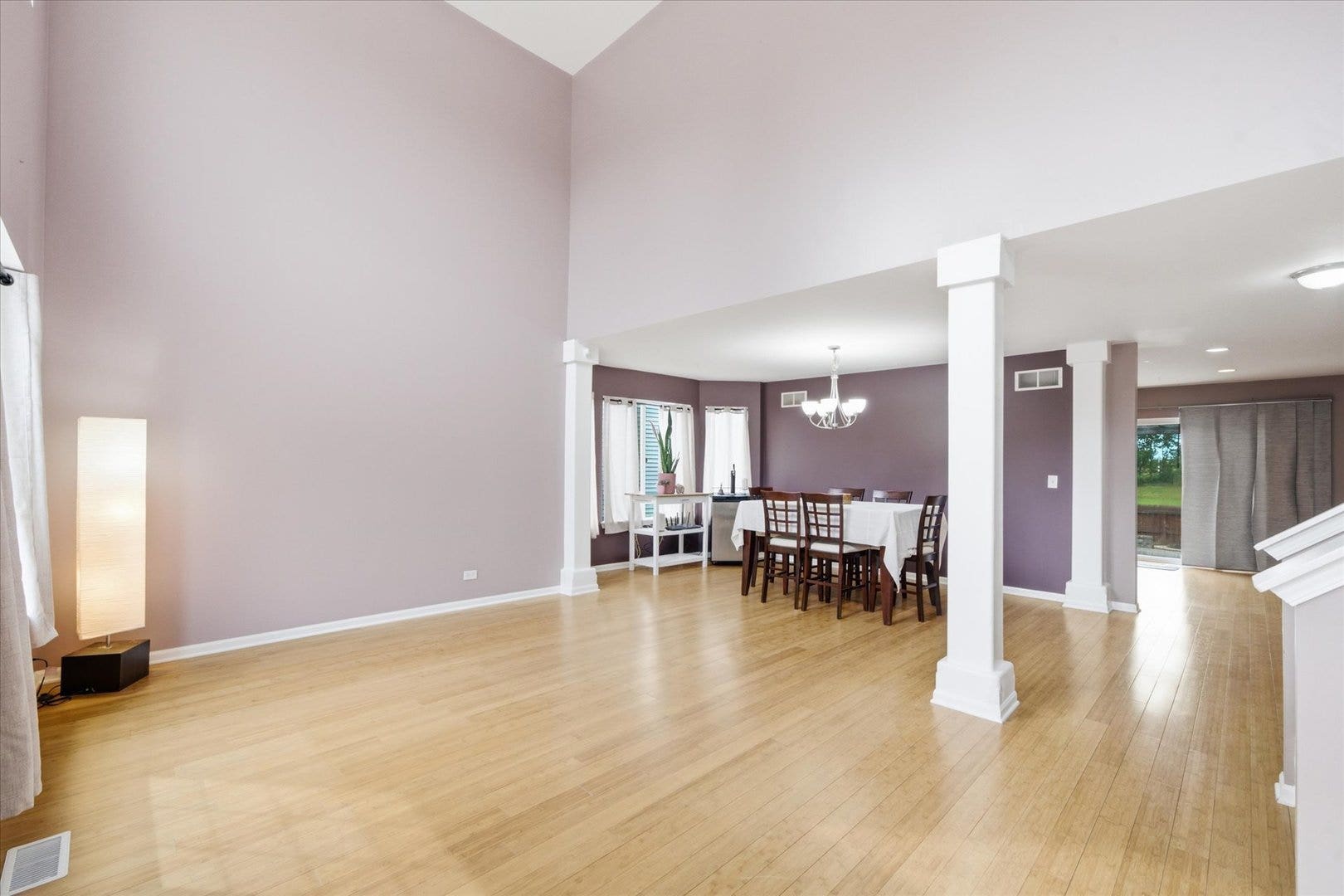 1904 Ione Lane, Aurora, IL 60503 1904 Ione Lane, Aurora, IL 60503