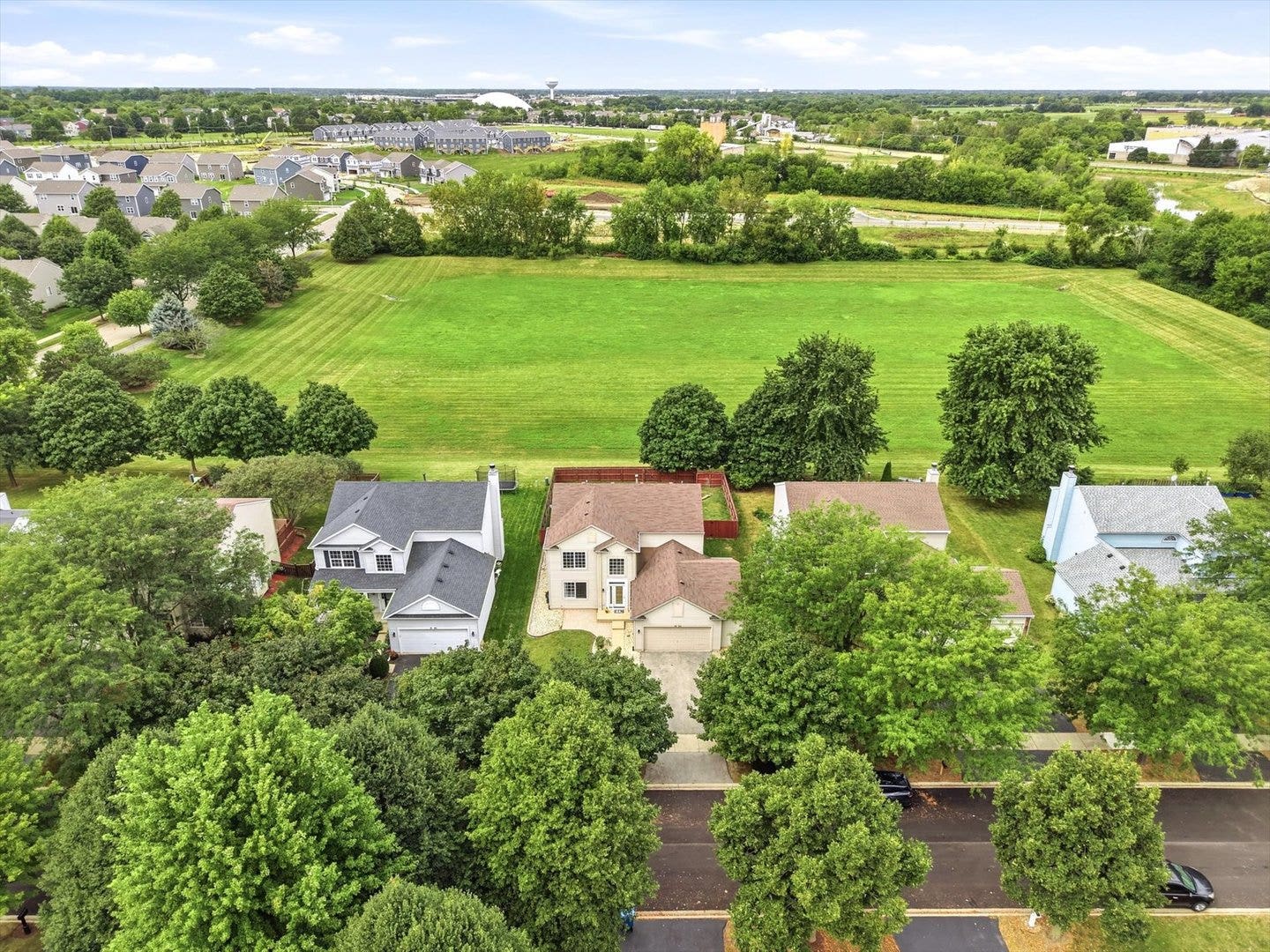 1904 Ione Lane, Aurora, IL 60503 1904 Ione Lane, Aurora, IL 60503
