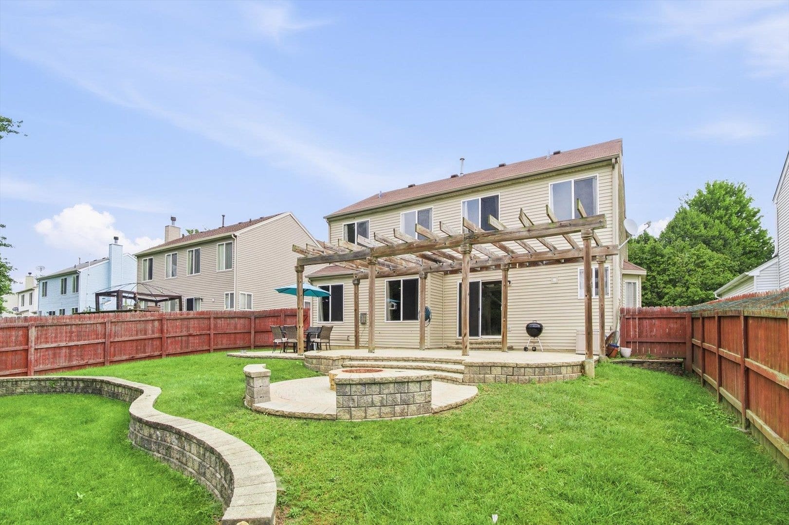 1904 Ione Lane, Aurora, IL 60503 1904 Ione Lane, Aurora, IL 60503