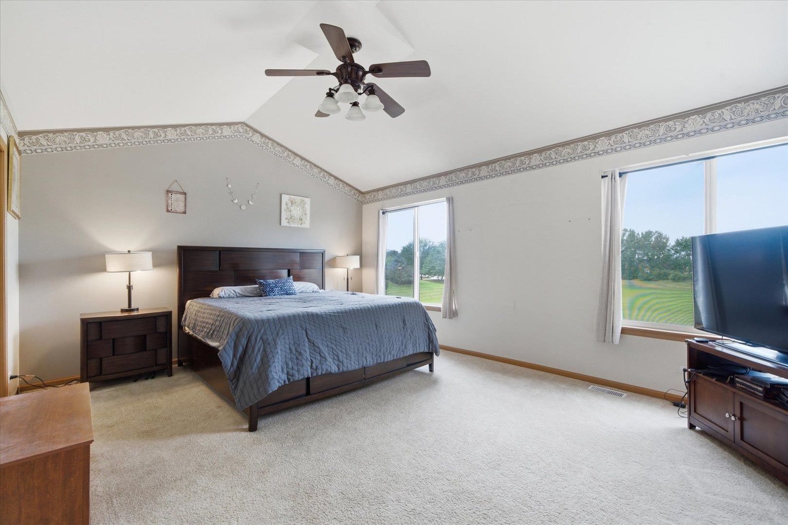 1904 Ione Lane, Aurora, IL 60503 1904 Ione Lane, Aurora, IL 60503