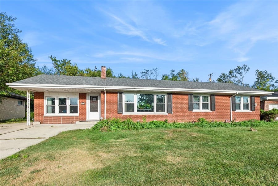 Property photo for 843 Verne Lane, Flossmoor, IL