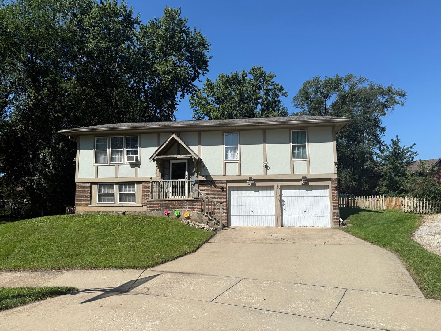 311 Robinhood Court, Bolingbrook, IL 60440 311 Robinhood Court, Bolingbrook, IL 60440