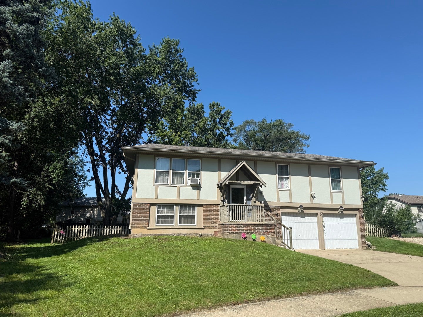 311 Robinhood Court, Bolingbrook, IL 60440 311 Robinhood Court, Bolingbrook, IL 60440