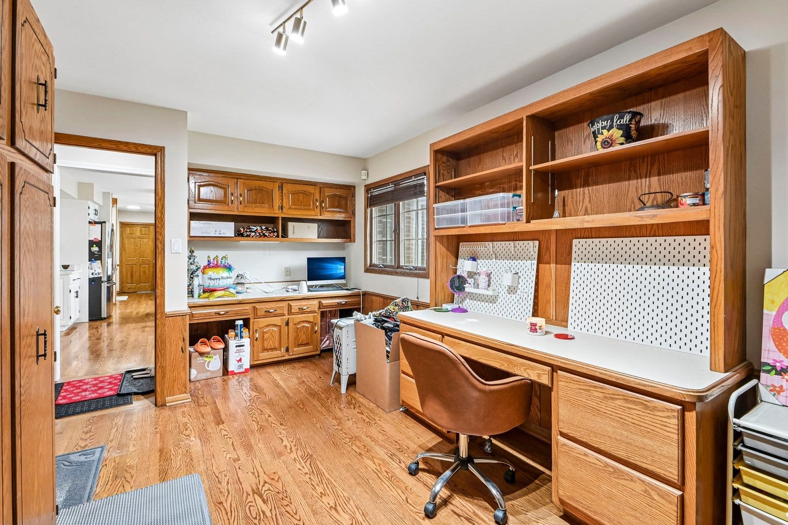 7916 Dooneen Avenue, Tinley Park, IL 60477