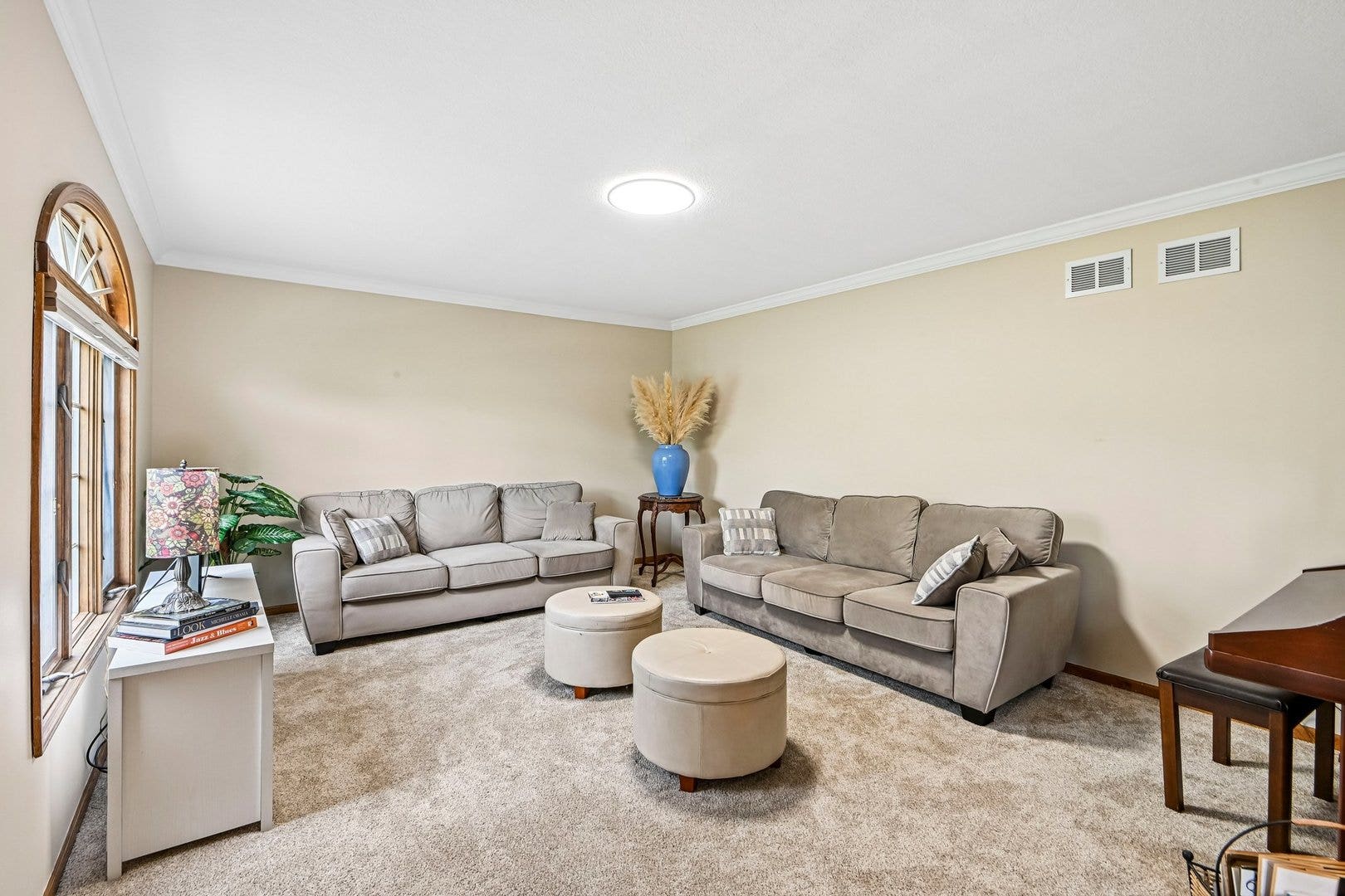 7916 Dooneen Avenue, Tinley Park, IL 60477