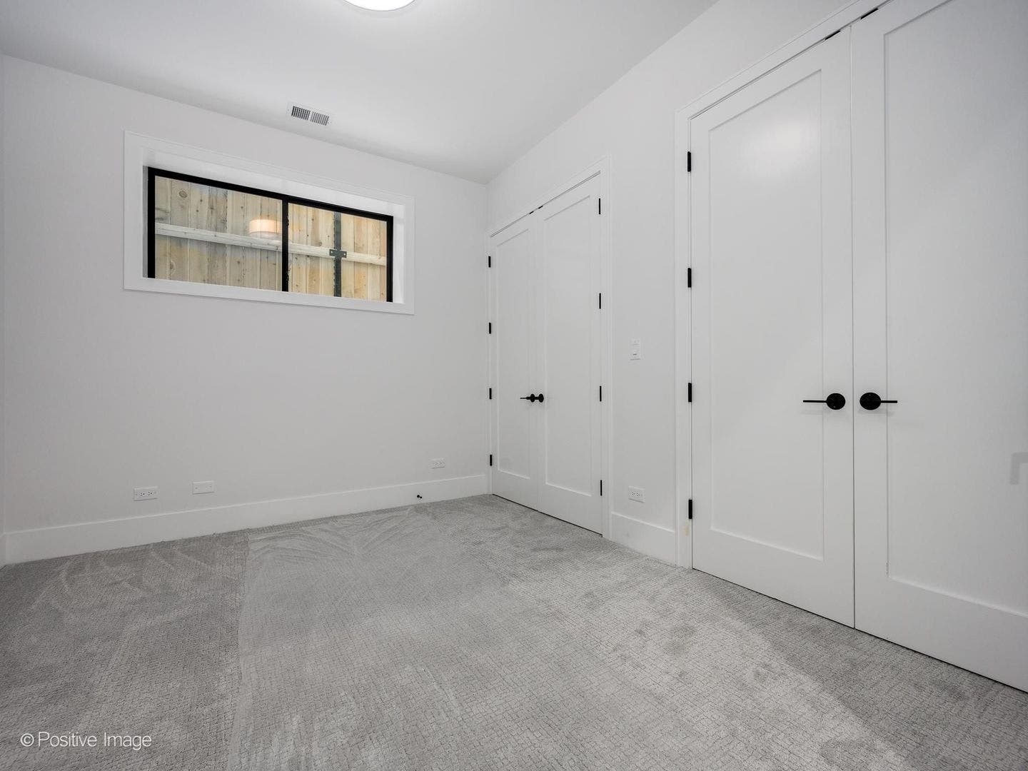 2714 N Magnolia Avenue, Chicago, IL 60614