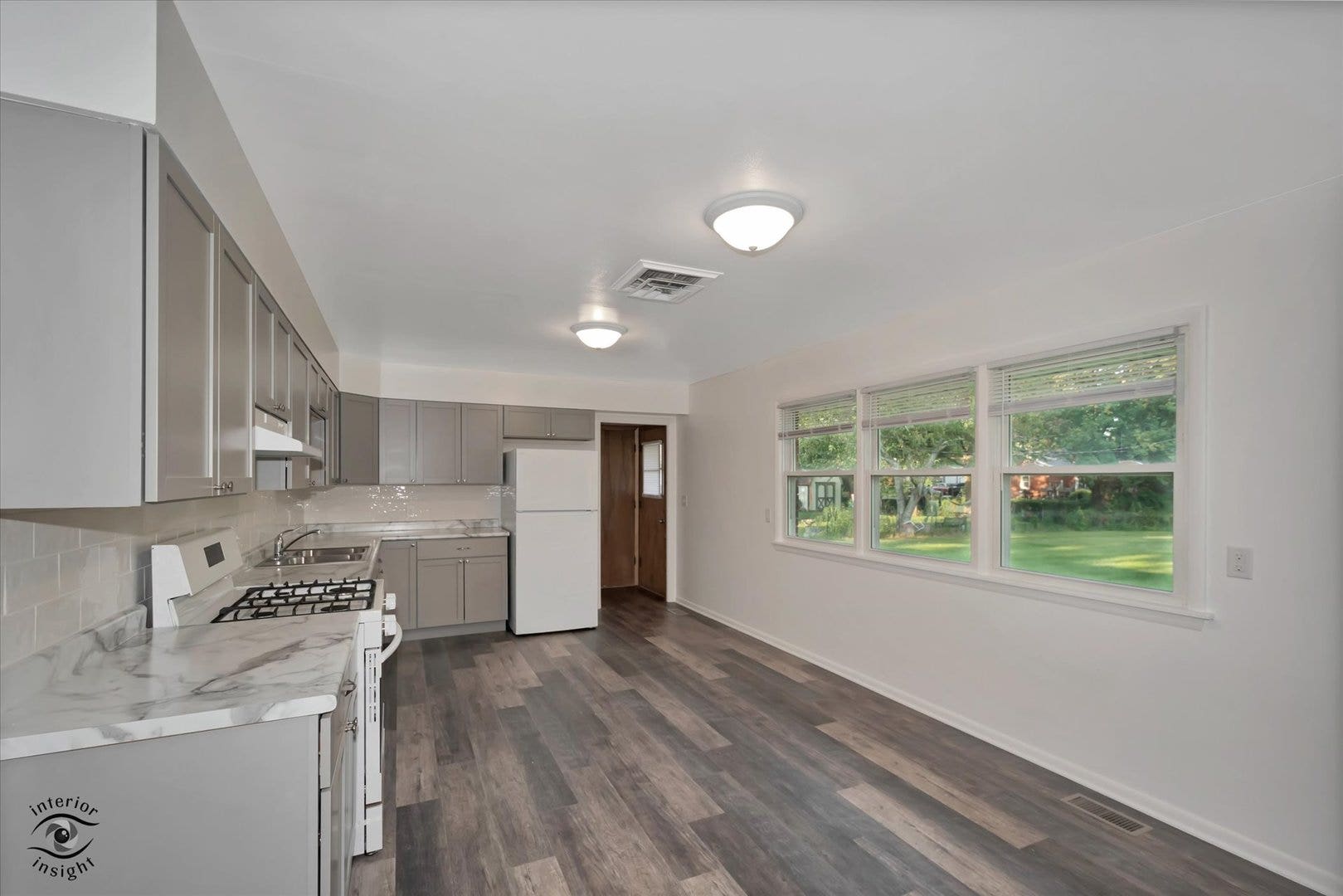 644 S Calumet Avenue, Aurora, IL 60506 644 S Calumet Avenue, Aurora, IL 60506