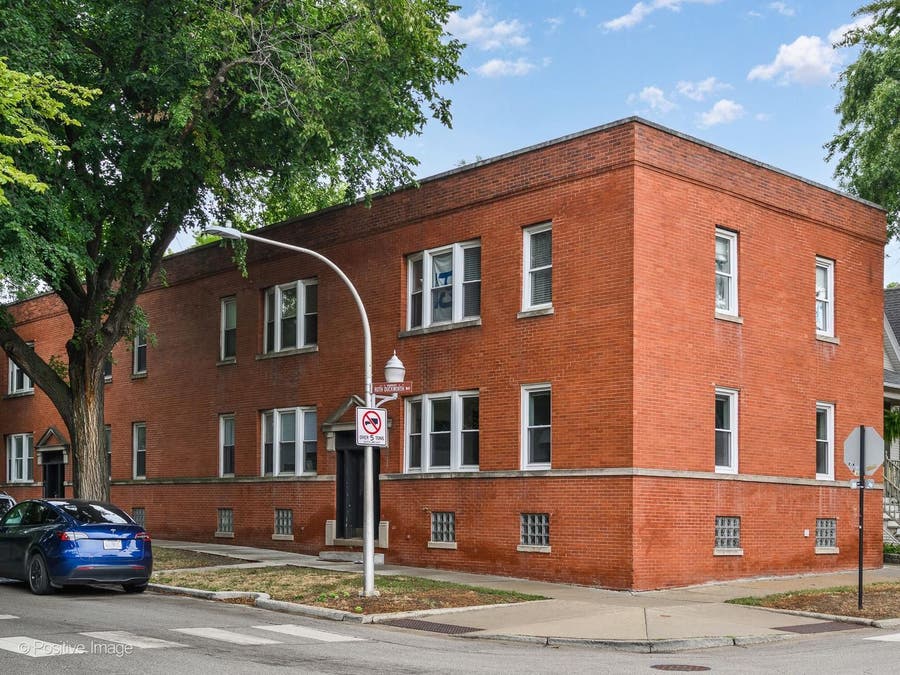 Property photo for 3803 N Ravenswood Avenue, #1, Chicago, IL