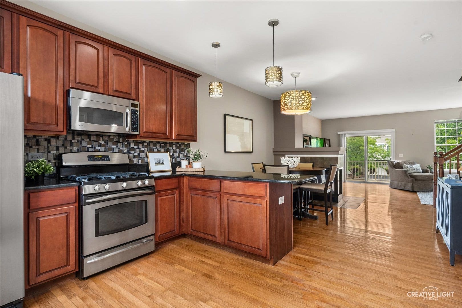803 Brodhead Drive, Aurora, IL 60504 803 Brodhead Drive, Aurora, IL 60504