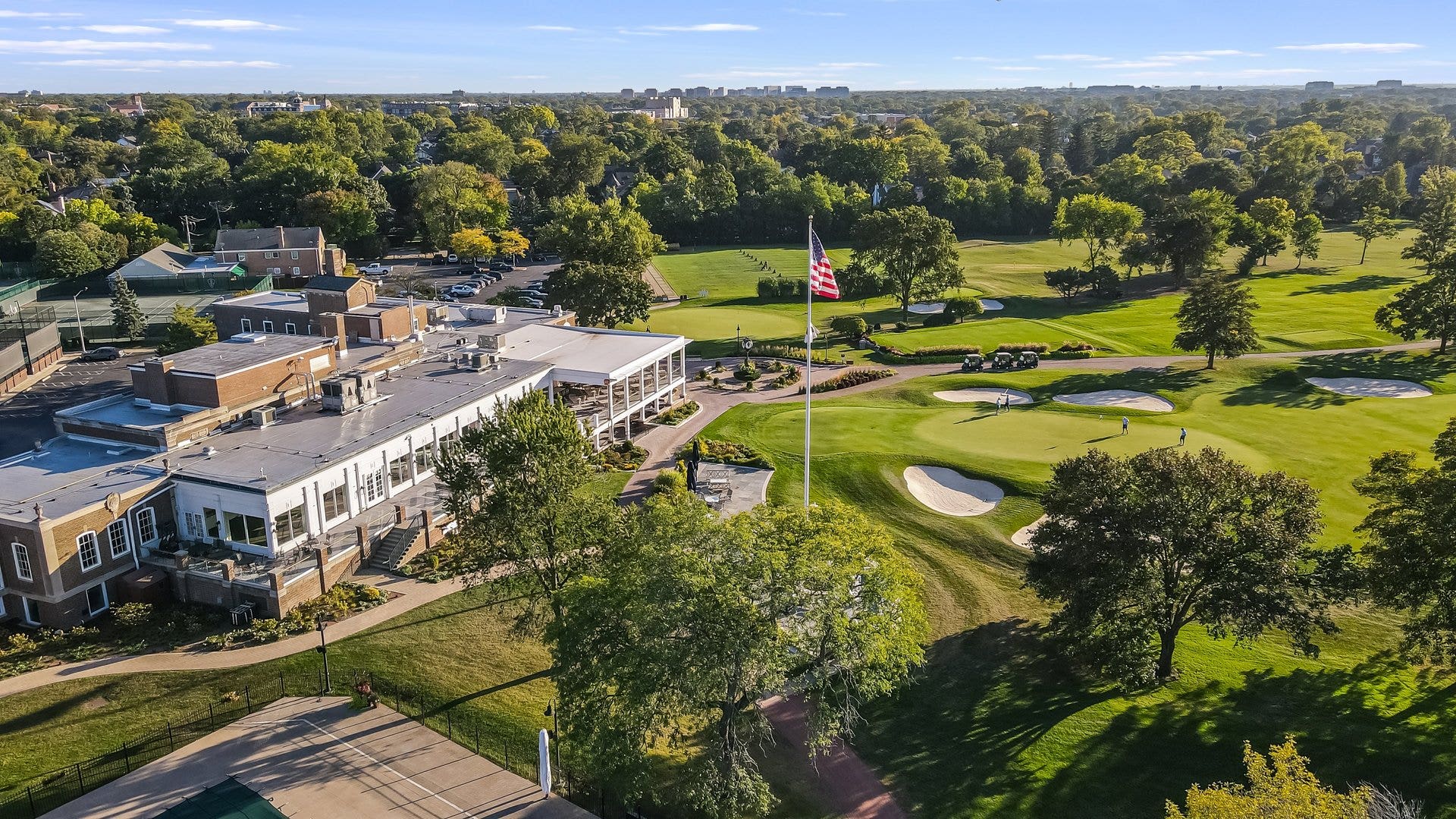 710 N Prospect Avenue, Park Ridge, IL 60068 Country Club