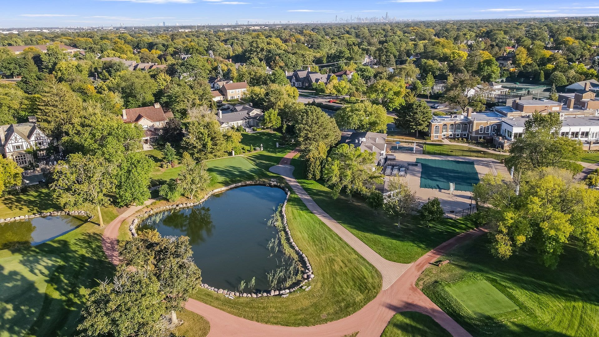 710 N Prospect Avenue, Park Ridge, IL 60068 710 N Prospect Avenue, Park Ridge, IL 60068