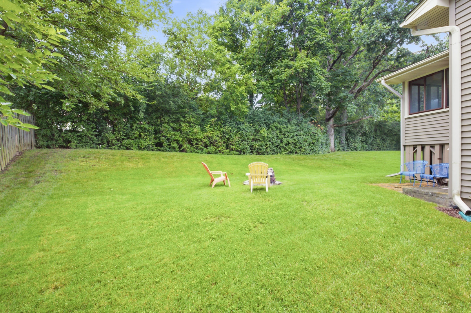 backing to private, wooded area