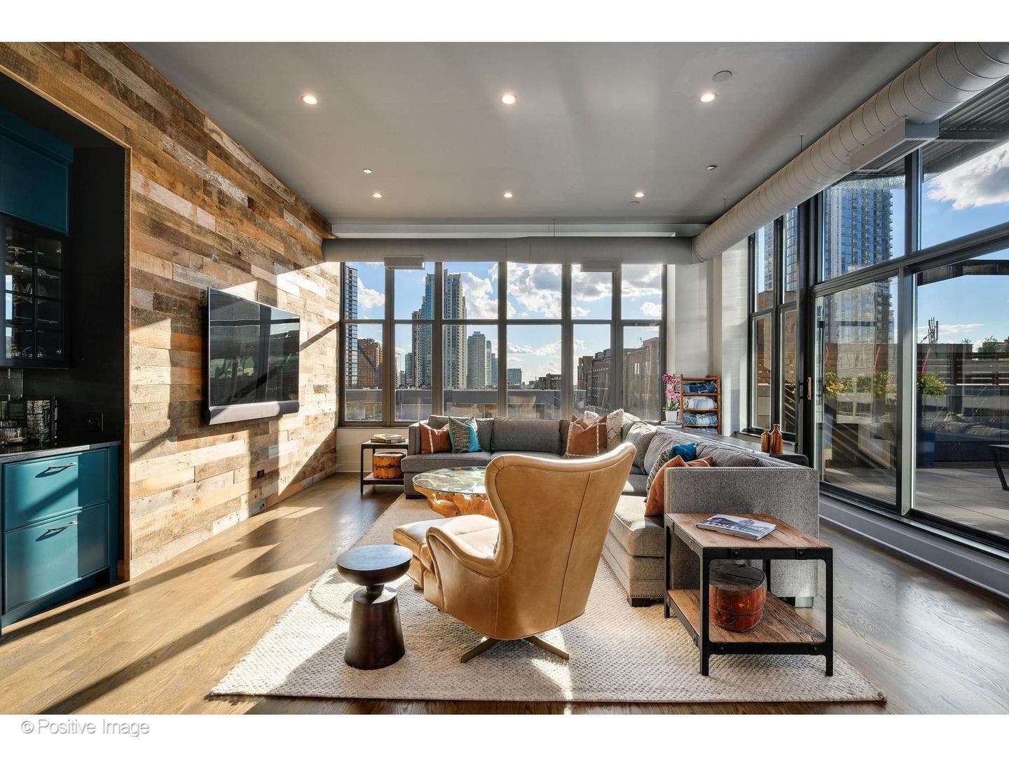 333 W Hubbard Street, #701, Chicago, IL 60654