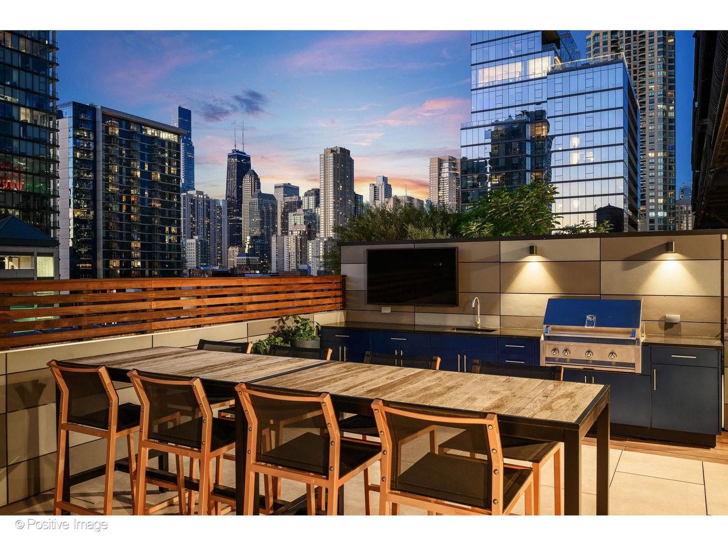 333 W Hubbard Street, #701, Chicago, IL 60654