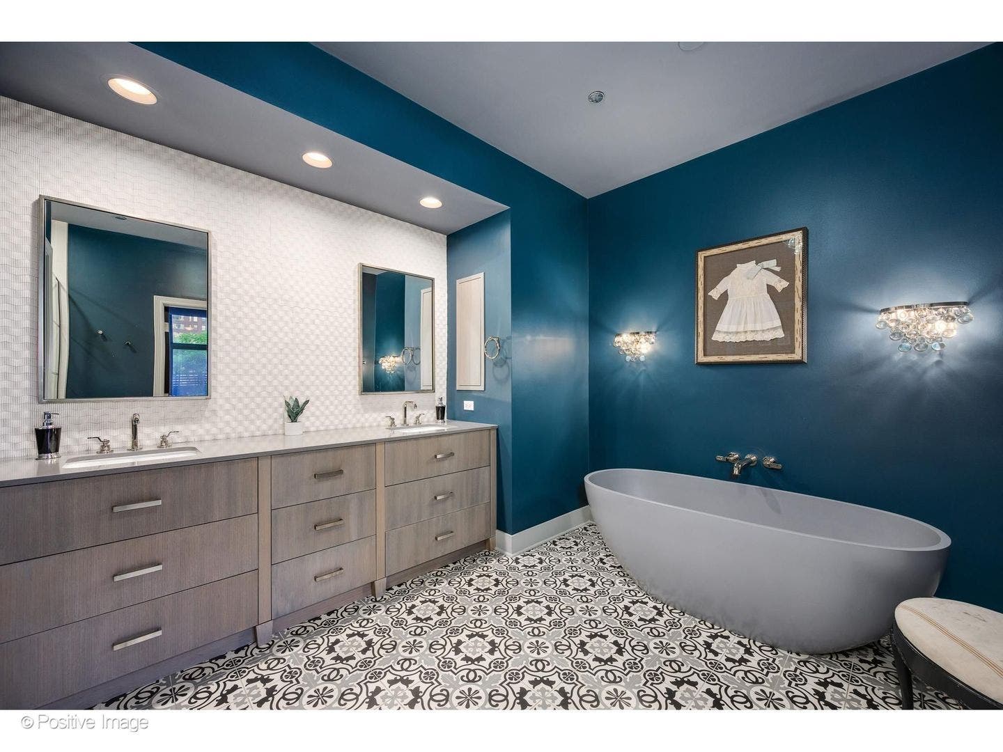 333 W Hubbard Street, #701, Chicago, IL 60654