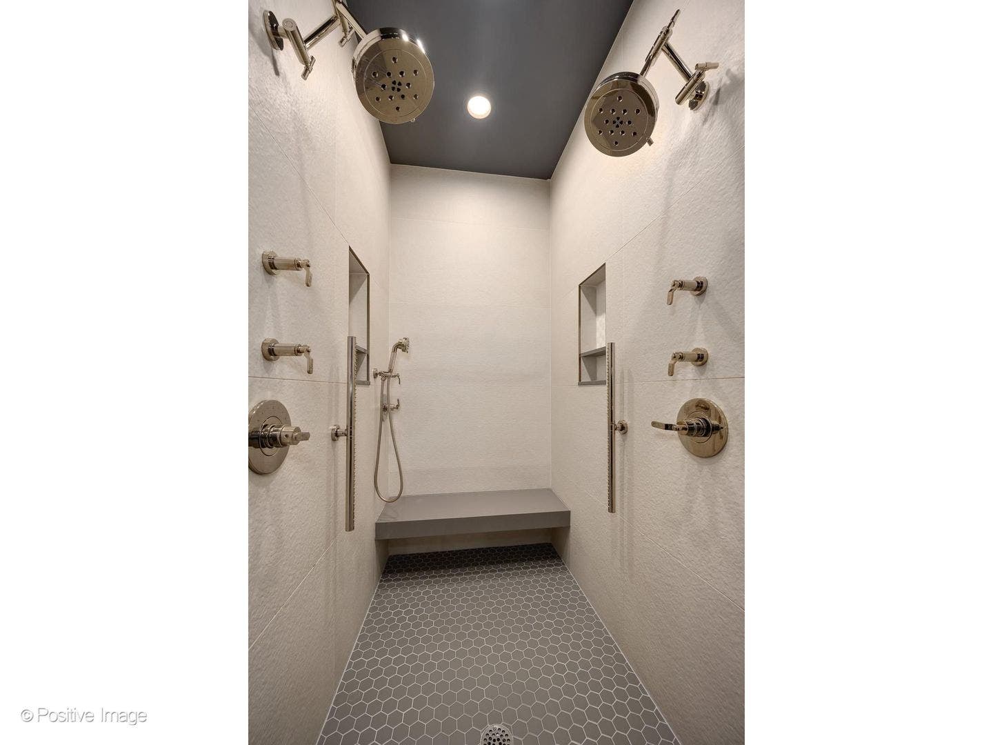 333 W Hubbard Street, #701, Chicago, IL 60654