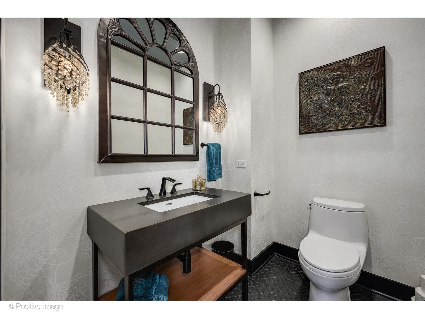 333 W Hubbard Street, #701, Chicago, IL 60654