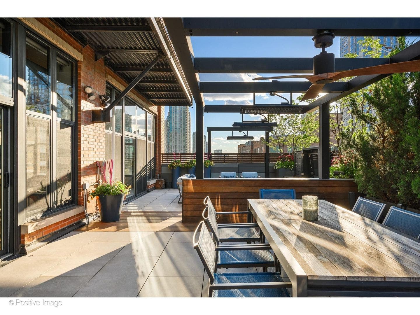 333 W Hubbard Street, #701, Chicago, IL 60654