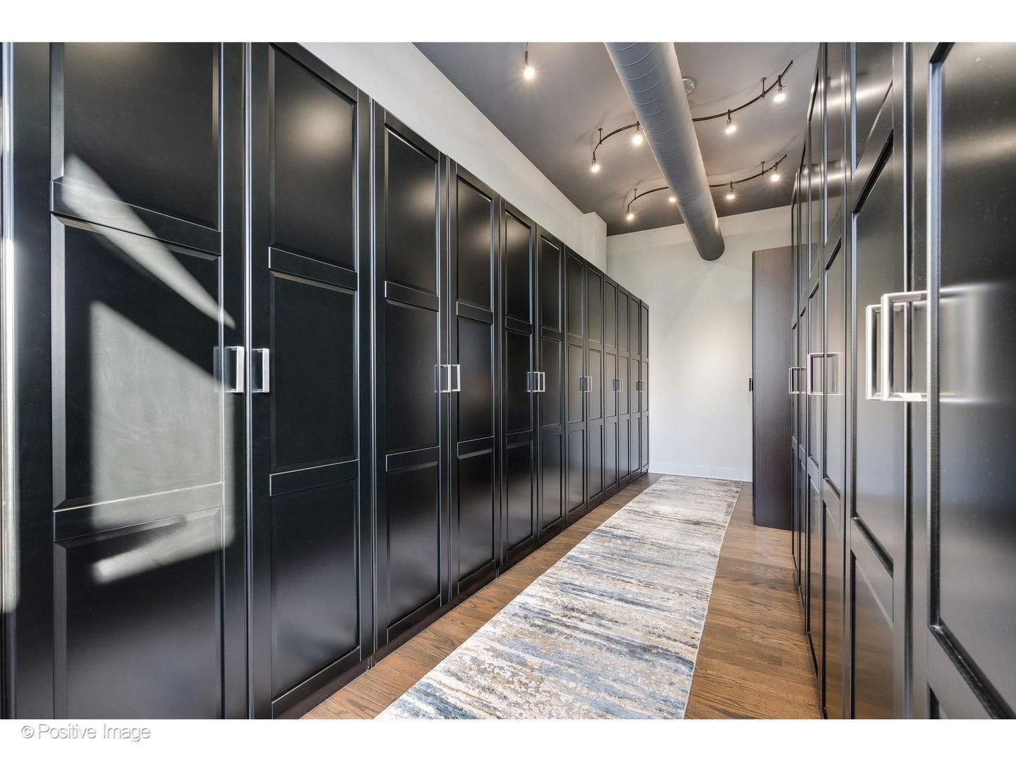 333 W Hubbard Street, #701, Chicago, IL 60654