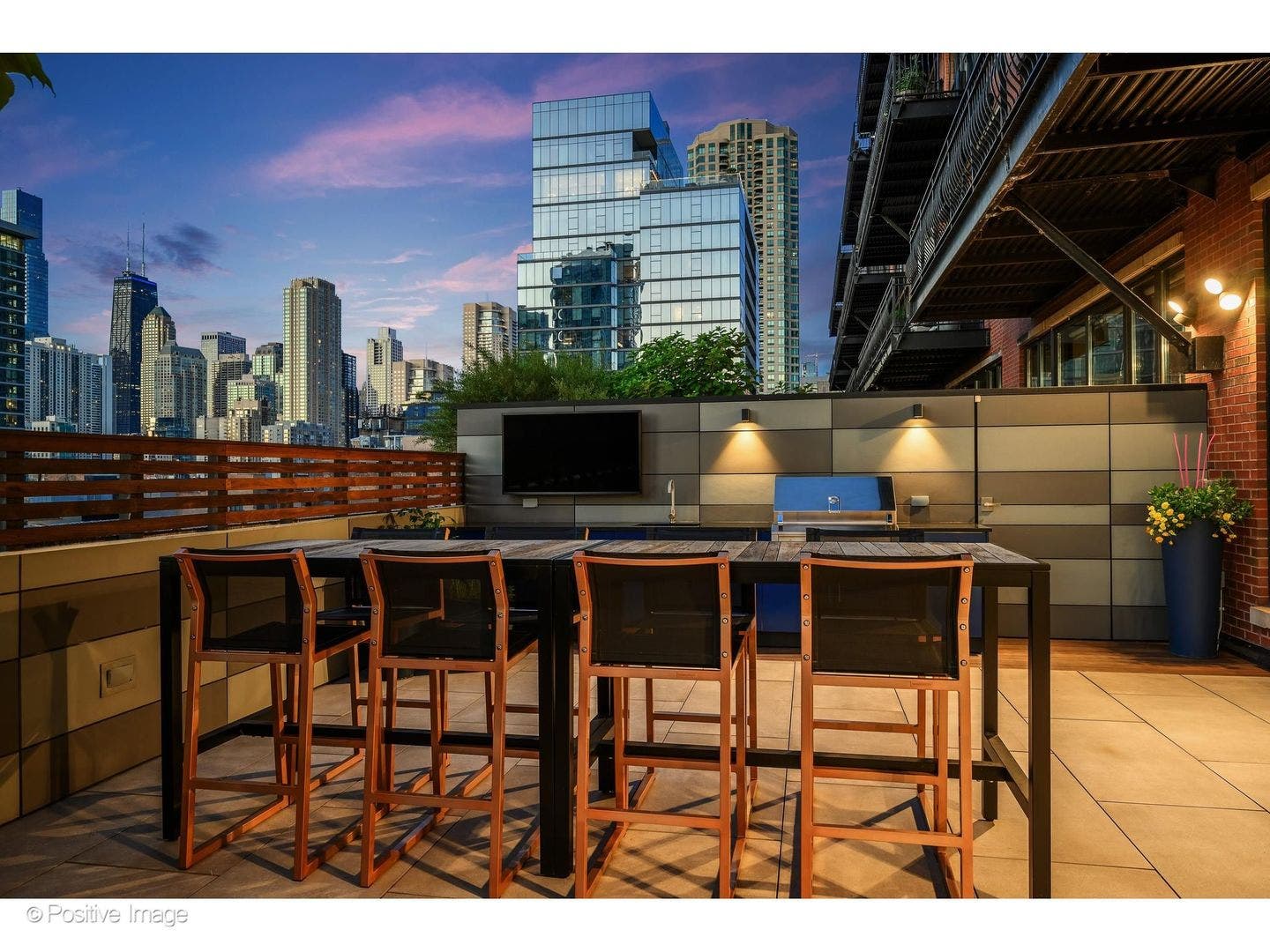 333 W Hubbard Street, #701, Chicago, IL 60654