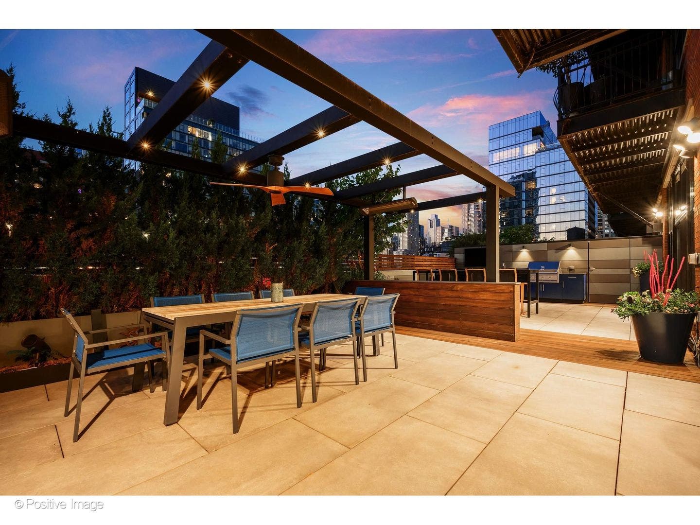333 W Hubbard Street, #701, Chicago, IL 60654