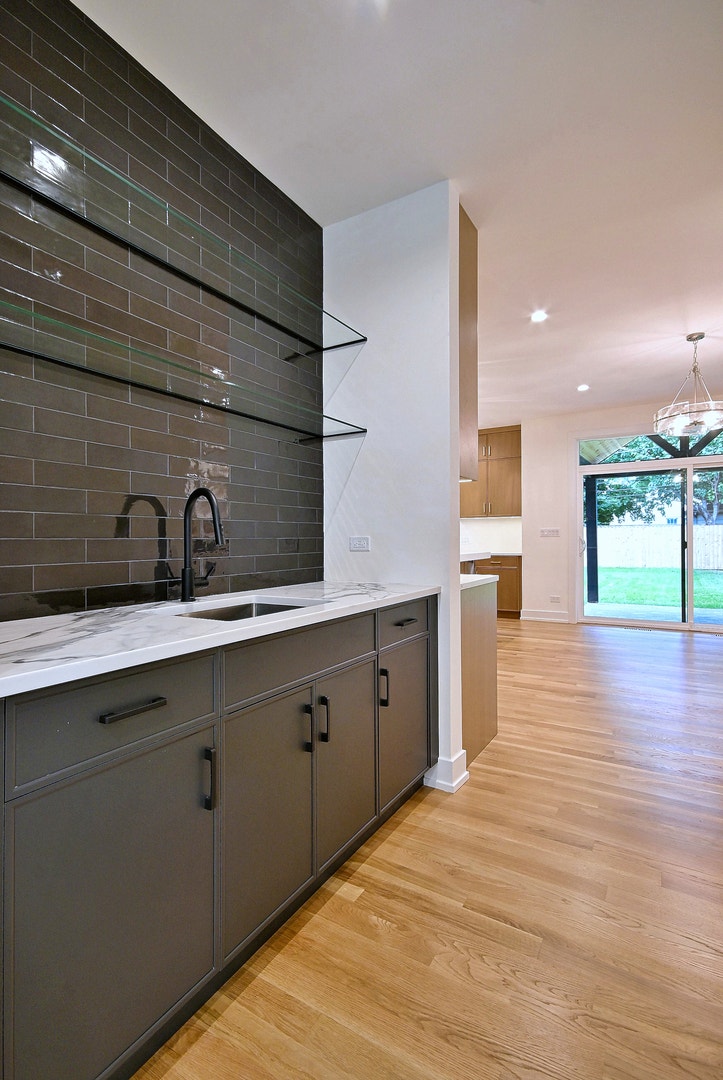 310 N Nottingham Avenue, Glenview, IL 60025 310 N Nottingham Avenue, Glenview, IL 60025