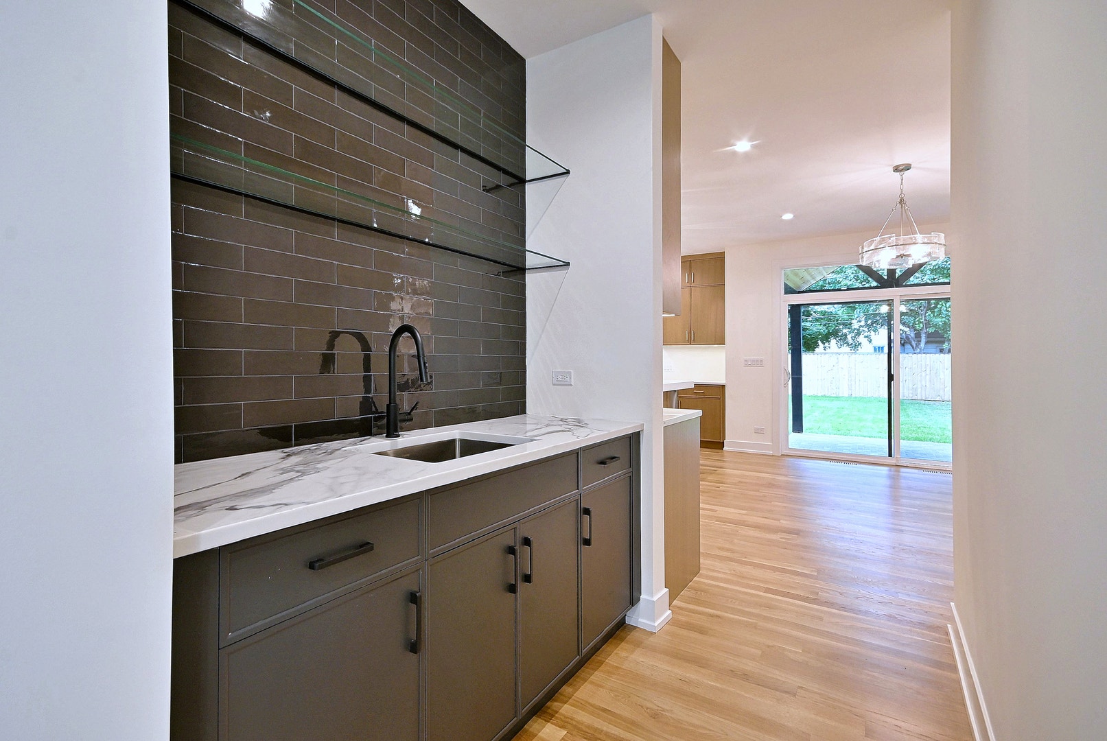 310 N Nottingham Avenue, Glenview, IL 60025 310 N Nottingham Avenue, Glenview, IL 60025