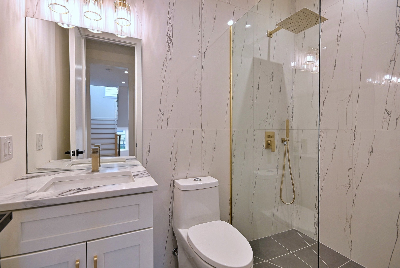 310 N Nottingham Avenue, Glenview, IL 60025 310 N Nottingham Avenue, Glenview, IL 60025