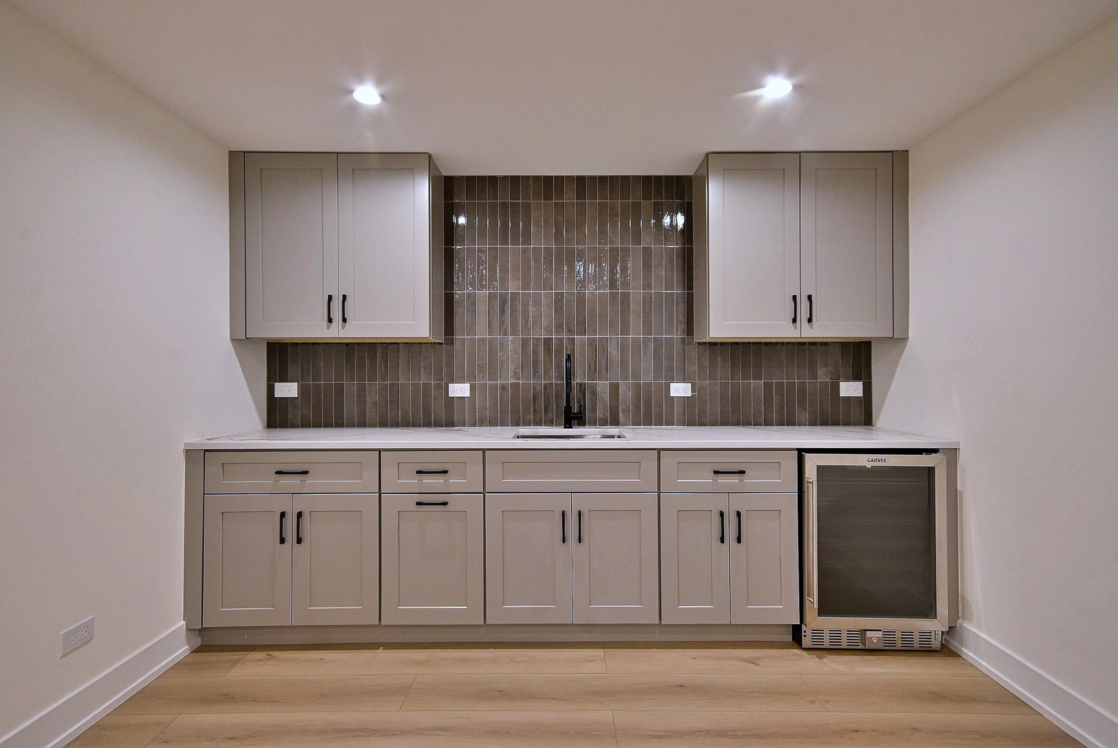 310 N Nottingham Avenue, Glenview, IL 60025 310 N Nottingham Avenue, Glenview, IL 60025