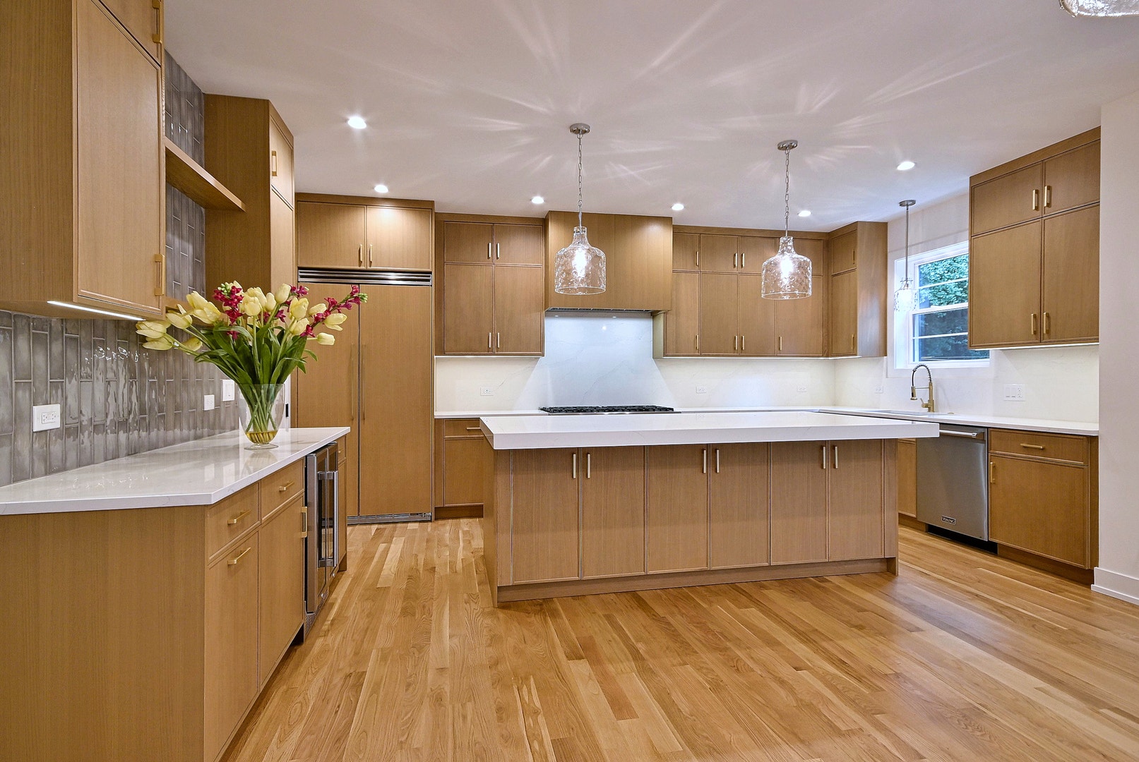 310 N Nottingham Avenue, Glenview, IL 60025 310 N Nottingham Avenue, Glenview, IL 60025