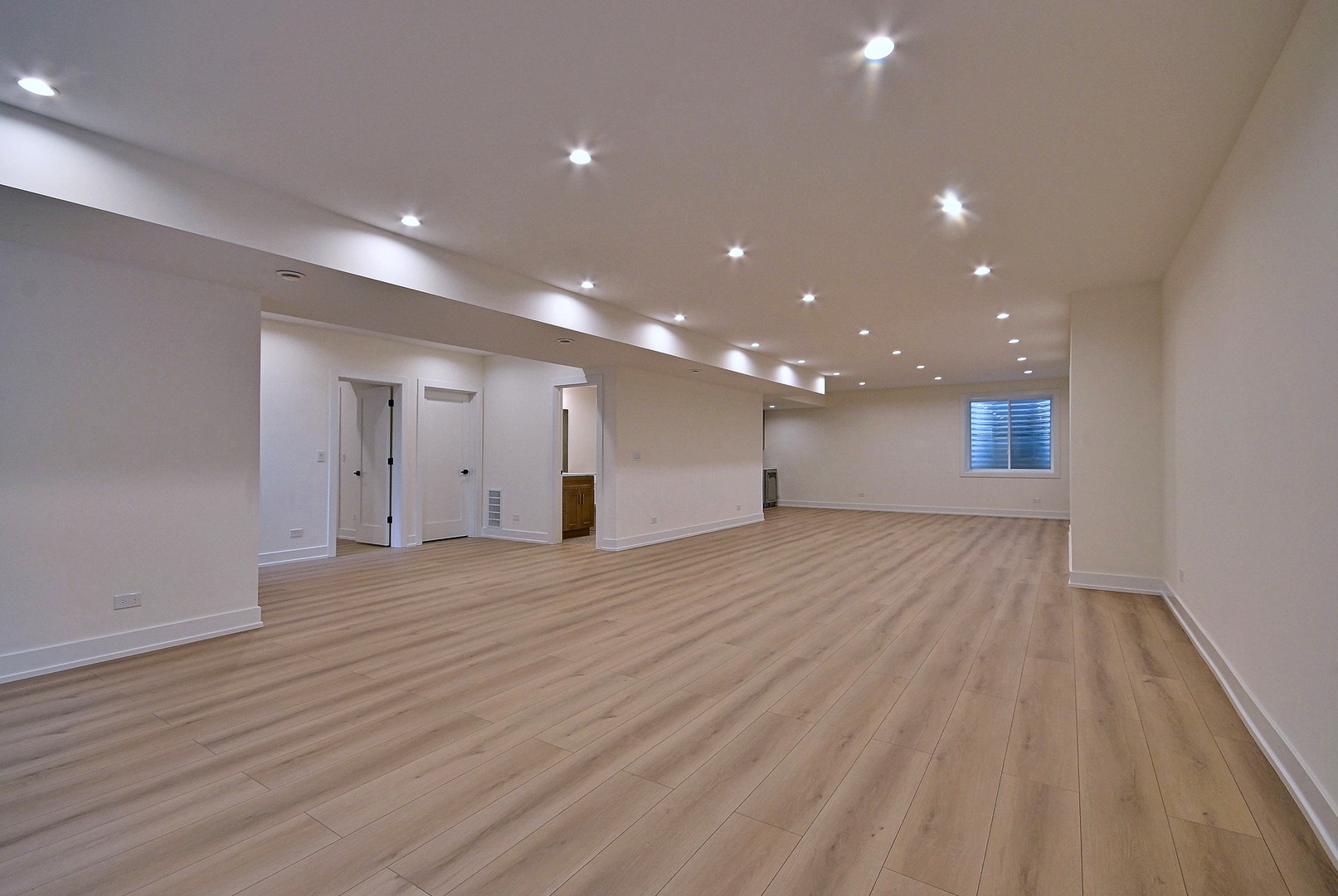 310 N Nottingham Avenue, Glenview, IL 60025 310 N Nottingham Avenue, Glenview, IL 60025