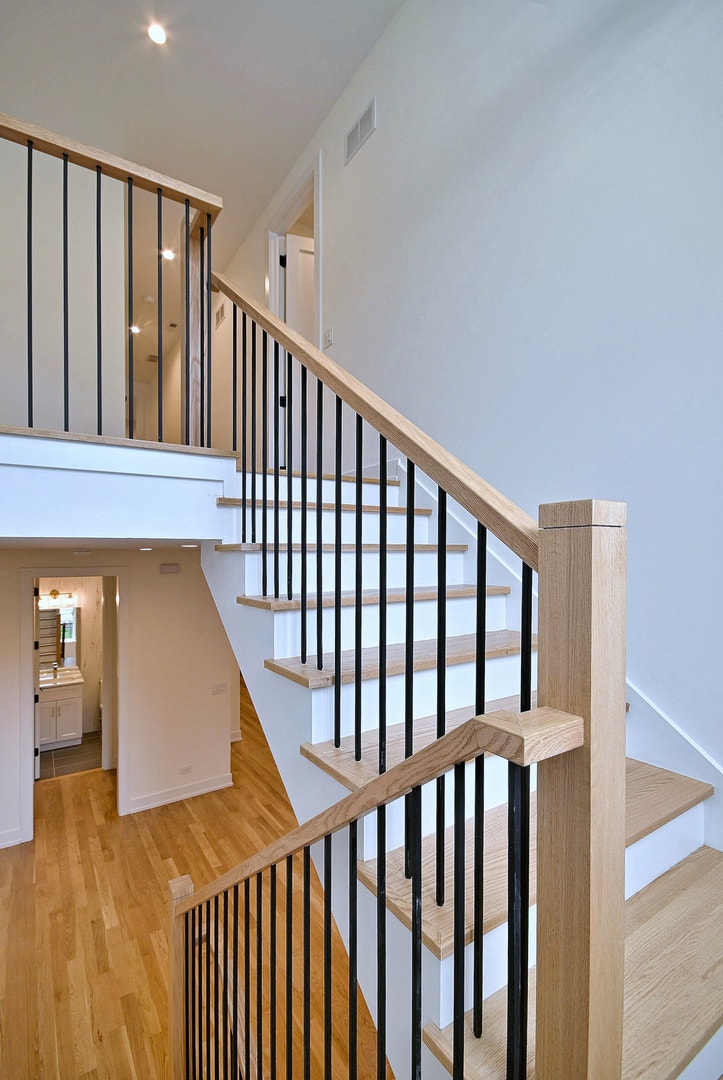 310 N Nottingham Avenue, Glenview, IL 60025 310 N Nottingham Avenue, Glenview, IL 60025