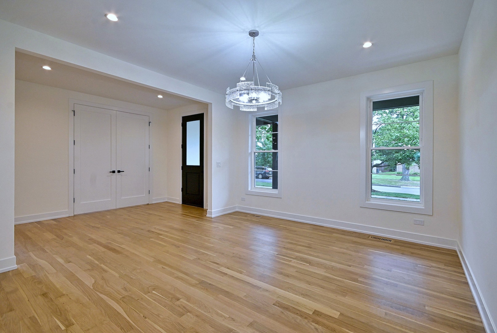 310 N Nottingham Avenue, Glenview, IL 60025 310 N Nottingham Avenue, Glenview, IL 60025