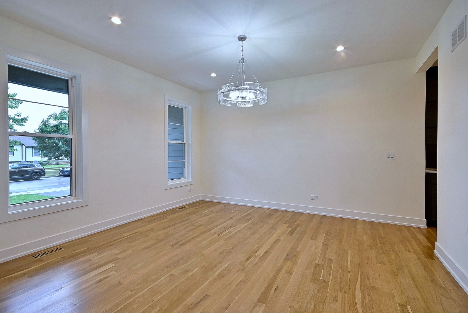 310 N Nottingham Avenue, Glenview, IL 60025 310 N Nottingham Avenue, Glenview, IL 60025