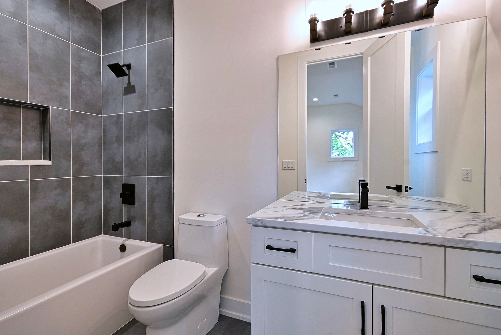 310 N Nottingham Avenue, Glenview, IL 60025 310 N Nottingham Avenue, Glenview, IL 60025