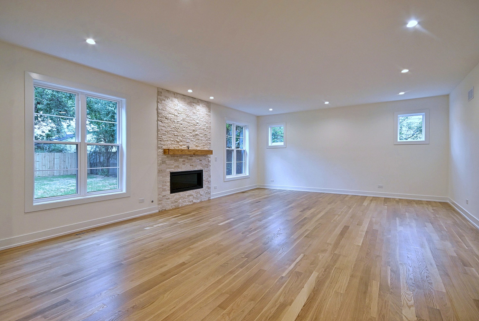 310 N Nottingham Avenue, Glenview, IL 60025 310 N Nottingham Avenue, Glenview, IL 60025