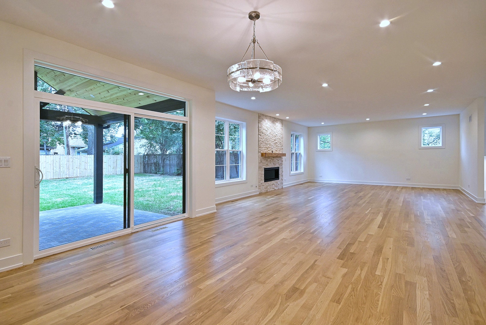310 N Nottingham Avenue, Glenview, IL 60025 310 N Nottingham Avenue, Glenview, IL 60025