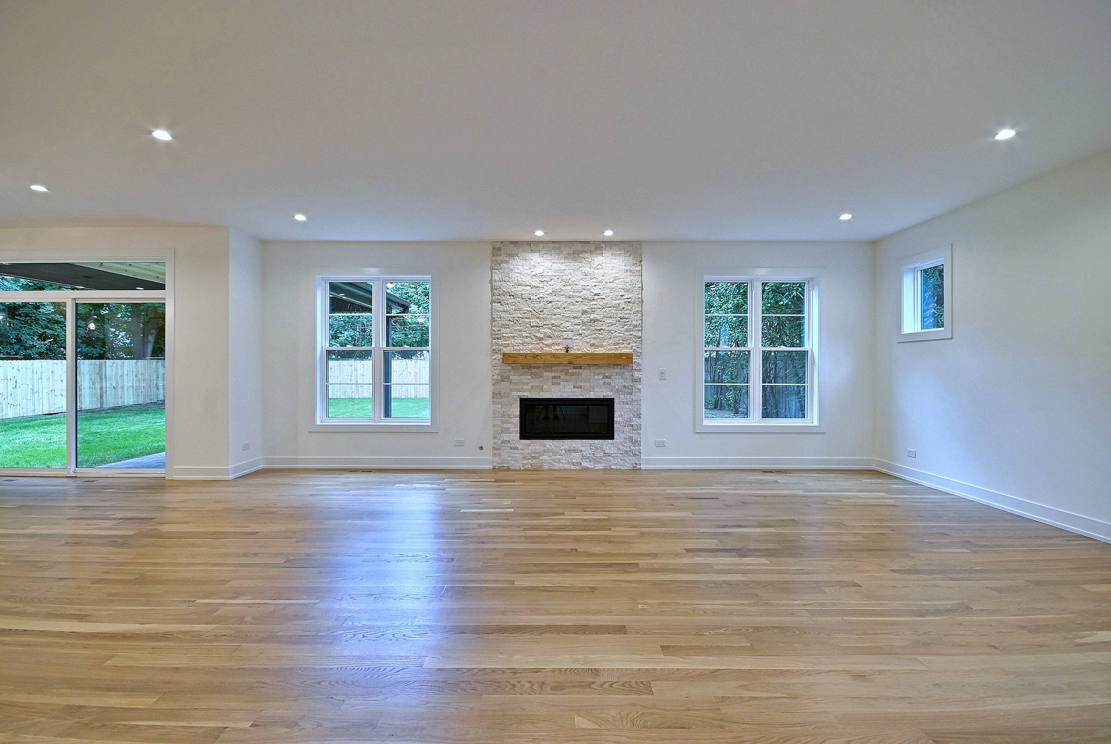 310 N Nottingham Avenue, Glenview, IL 60025 310 N Nottingham Avenue, Glenview, IL 60025
