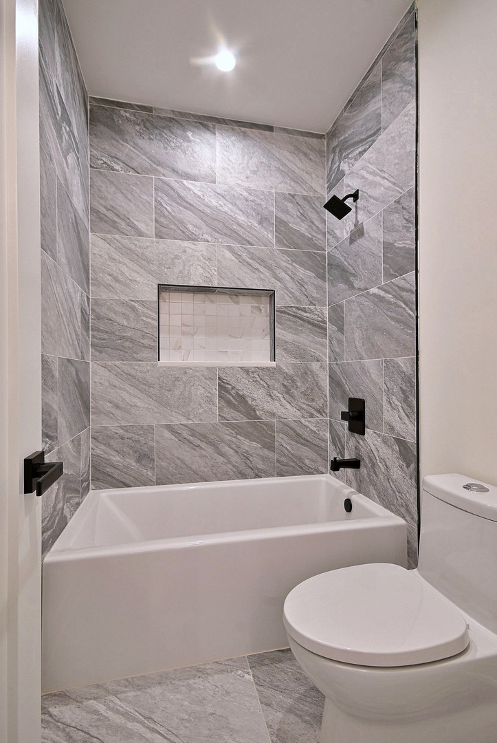 310 N Nottingham Avenue, Glenview, IL 60025 310 N Nottingham Avenue, Glenview, IL 60025