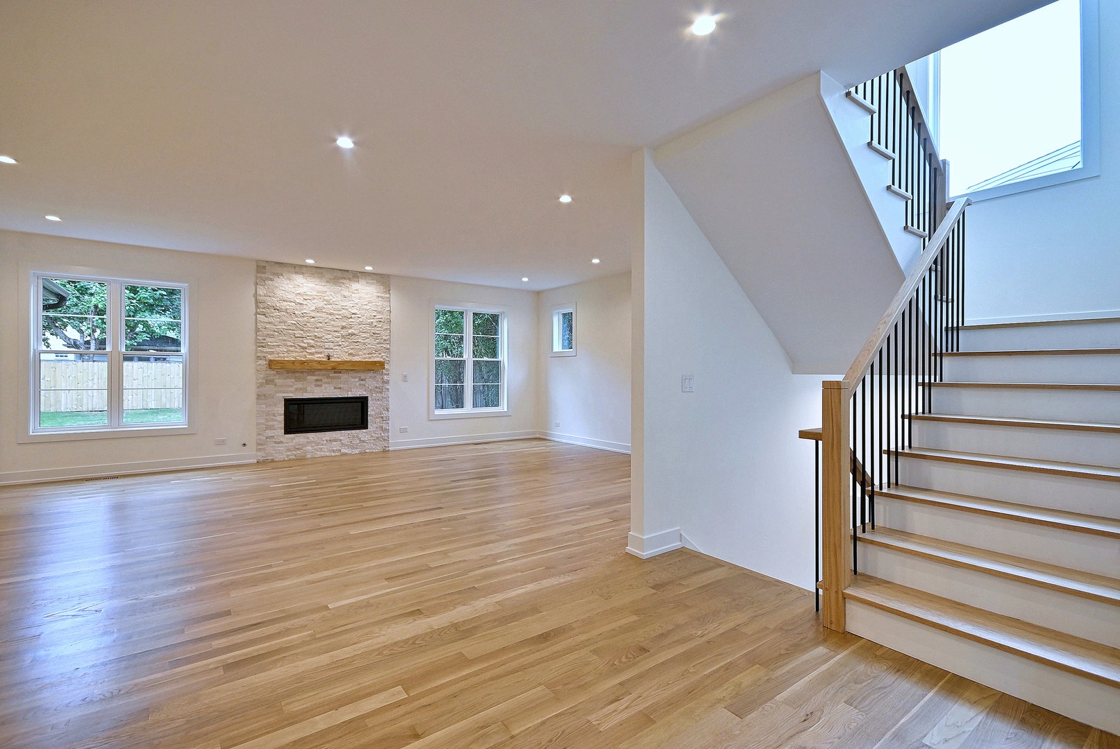 310 N Nottingham Avenue, Glenview, IL 60025 310 N Nottingham Avenue, Glenview, IL 60025