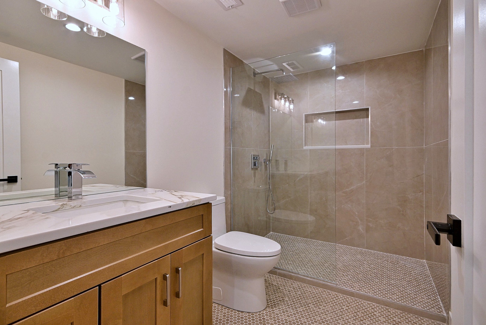 310 N Nottingham Avenue, Glenview, IL 60025 310 N Nottingham Avenue, Glenview, IL 60025