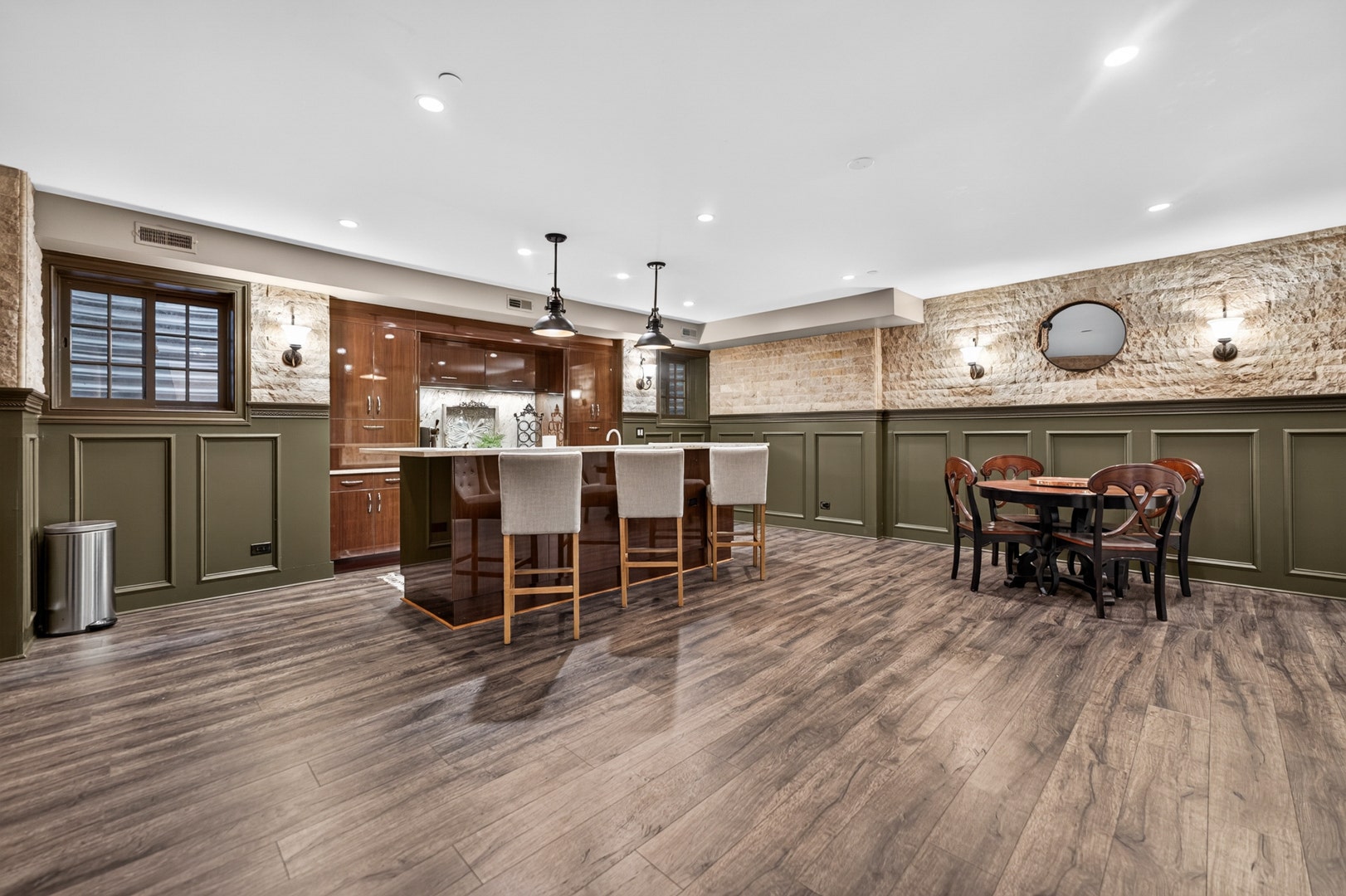 928 HASTINGS Street, Park Ridge, IL 60068